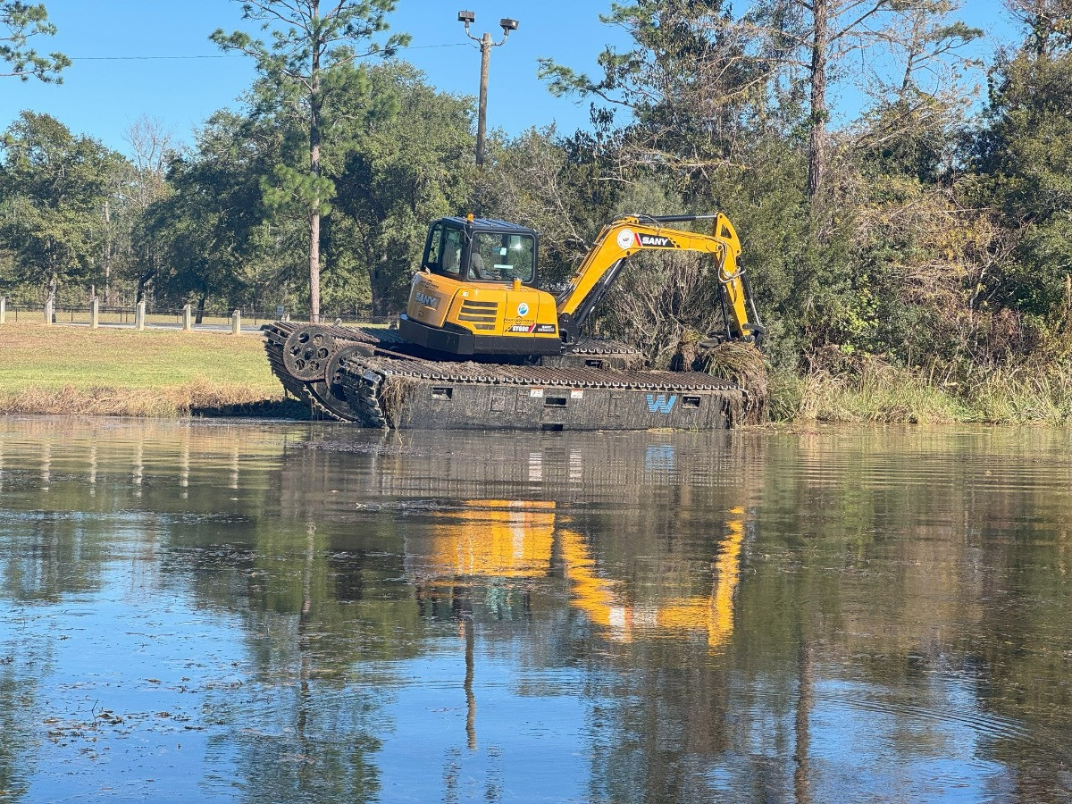 Amphibious Excavators  in the water